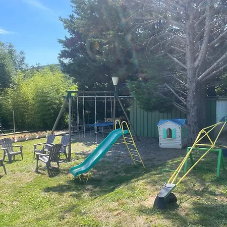 Les Mûriers - Piscine Et Jeux - Ardèche Sud Hébergement de vacances Darbres