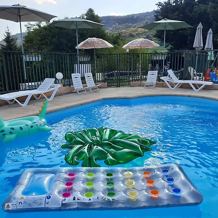 Les Mûriers - Piscine Et Jeux - Ardèche Sud Hébergement de vacances